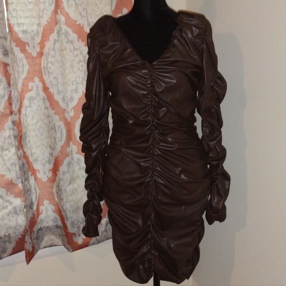 Souvenir Faux Leather Dress 😍🔥